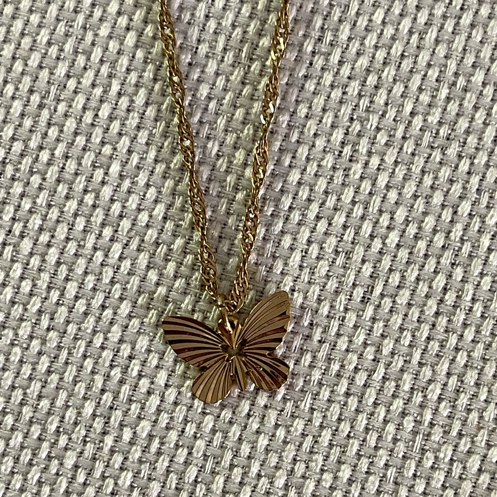 Vibeszn Gold Butterfly Pendant Necklace
